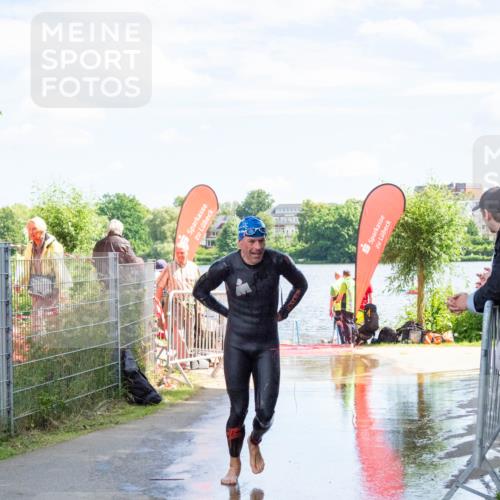 16.06.2024 - 7 Türme Triathlon MichiJ http://msf.ph/oto/6265818 16.06.2024 11:19:45 Schwimmen 25, 41, 154, 167, 189, 204, 221 meine-sportfotos.de