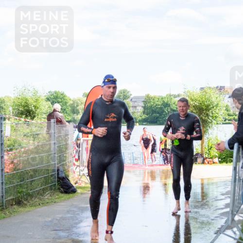 16.06.2024 - 7 Türme Triathlon MichiJ http://msf.ph/oto/6265852 16.06.2024 11:19:58 Schwimmen 25, 41, 46, 154, 167, 204, 212, 221 meine-sportfotos.de
