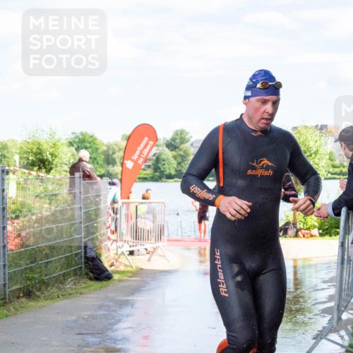 16.06.2024 - 7 Türme Triathlon MichiJ http://msf.ph/oto/6265855 16.06.2024 11:19:59 Schwimmen 25, 41, 46, 94, 154, 167, 204, 212, 221 meine-sportfotos.de