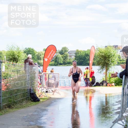 16.06.2024 - 7 Türme Triathlon MichiJ http://msf.ph/oto/6265863 16.06.2024 11:20:01 Schwimmen 25, 46, 94, 154, 167, 204, 212, 221 meine-sportfotos.de