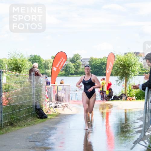 16.06.2024 - 7 Türme Triathlon MichiJ http://msf.ph/oto/6265864 16.06.2024 11:20:02 Schwimmen 25, 46, 94, 154, 167, 204, 212 meine-sportfotos.de