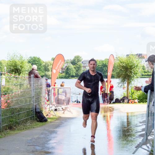 16.06.2024 - 7 Türme Triathlon MichiJ http://msf.ph/oto/6265873 16.06.2024 11:20:05 Schwimmen 25, 46, 94, 154, 167, 212, 284, 611 meine-sportfotos.de