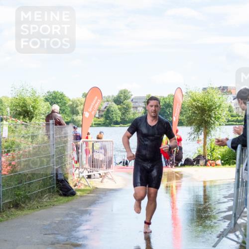 16.06.2024 - 7 Türme Triathlon MichiJ http://msf.ph/oto/6265874 16.06.2024 11:20:05 Schwimmen 25, 46, 94, 154, 167, 212, 284, 611 meine-sportfotos.de