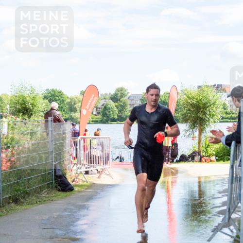 16.06.2024 - 7 Türme Triathlon MichiJ http://msf.ph/oto/6265875 16.06.2024 11:20:05 Schwimmen 25, 46, 94, 154, 167, 212, 284, 611 meine-sportfotos.de
