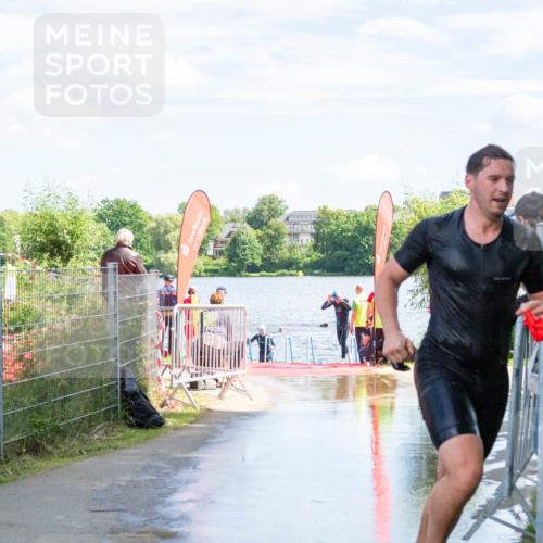 16.06.2024 - 7 Türme Triathlon MichiJ http://msf.ph/oto/6265876 16.06.2024 11:20:05 Schwimmen 25, 46, 94, 154, 167, 212, 284, 611 meine-sportfotos.de