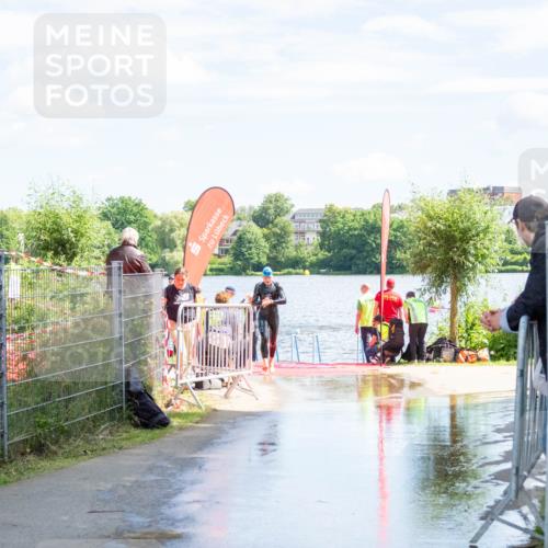 16.06.2024 - 7 Türme Triathlon MichiJ http://msf.ph/oto/6265882 16.06.2024 11:20:09 Schwimmen 25, 46, 94, 154, 167, 212, 284, 611 meine-sportfotos.de
