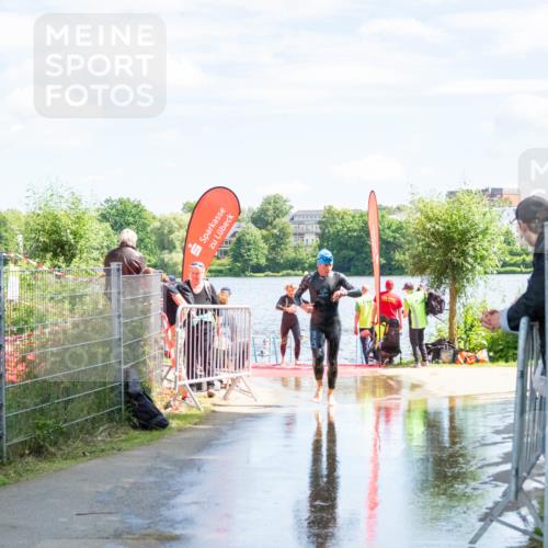 16.06.2024 - 7 Türme Triathlon MichiJ http://msf.ph/oto/6265887 16.06.2024 11:20:11 Schwimmen 25, 46, 94, 154, 167, 212, 284, 611 meine-sportfotos.de