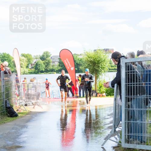 16.06.2024 - 7 Türme Triathlon MichiJ http://msf.ph/oto/6265908 16.06.2024 11:20:34 Schwimmen 29, 46, 94, 176, 179, 212, 222, 243, 284, 611 meine-sportfotos.de