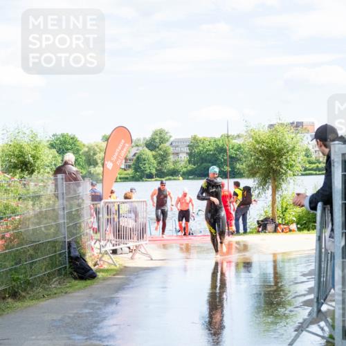 16.06.2024 - 7 Türme Triathlon MichiJ http://msf.ph/oto/6265938 16.06.2024 11:20:45 Schwimmen 29, 94, 149, 176, 179, 222, 243, 284, 611 meine-sportfotos.de
