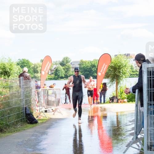 16.06.2024 - 7 Türme Triathlon MichiJ http://msf.ph/oto/6265952 16.06.2024 11:20:49 Schwimmen 29, 149, 176, 179, 222, 243, 284, 611 meine-sportfotos.de