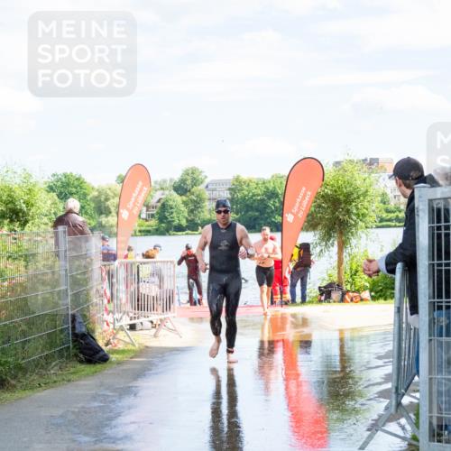 16.06.2024 - 7 Türme Triathlon MichiJ http://msf.ph/oto/6265953 16.06.2024 11:20:49 Schwimmen 29, 149, 176, 179, 222, 243, 284, 611 meine-sportfotos.de