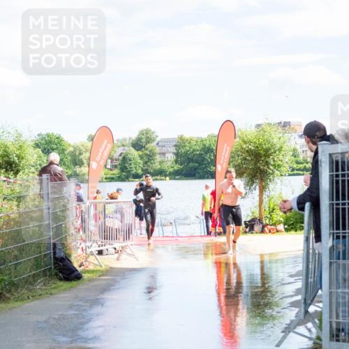 16.06.2024 - 7 Türme Triathlon MichiJ http://msf.ph/oto/6265959 16.06.2024 11:20:52 Schwimmen 29, 149, 176, 179, 222, 243, 611 meine-sportfotos.de