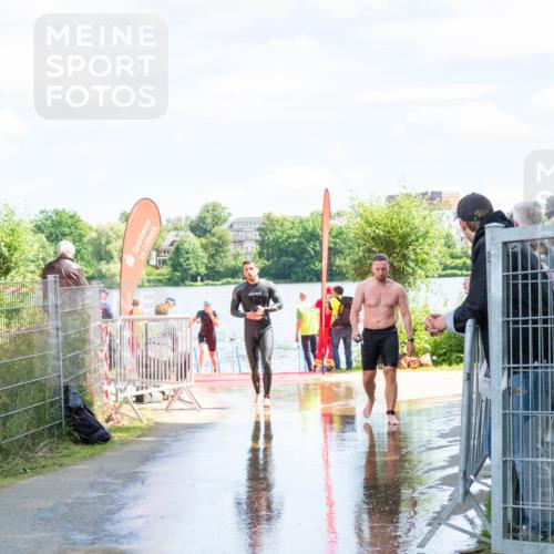 16.06.2024 - 7 Türme Triathlon MichiJ http://msf.ph/oto/6265964 16.06.2024 11:20:54 Schwimmen 29, 149, 176, 179, 222, 243 meine-sportfotos.de