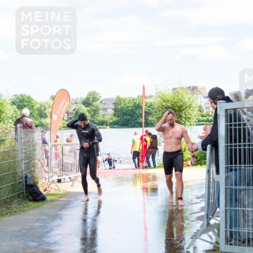 16.06.2024 - 7 Türme Triathlon MichiJ http://msf.ph/oto/6265967 16.06.2024 11:20:56 Schwimmen 29, 149, 176, 179, 222, 243, 278 meine-sportfotos.de