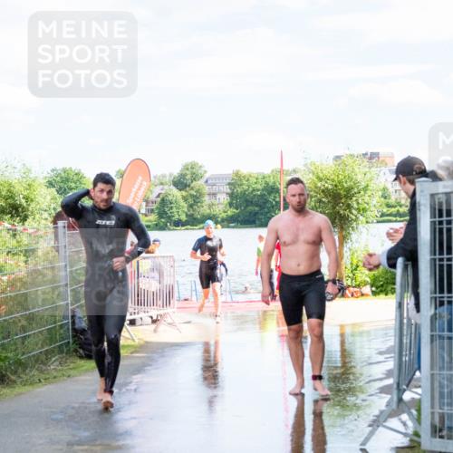 16.06.2024 - 7 Türme Triathlon MichiJ http://msf.ph/oto/6265970 16.06.2024 11:20:58 Schwimmen 29, 149, 176, 179, 187, 222, 243, 278 meine-sportfotos.de