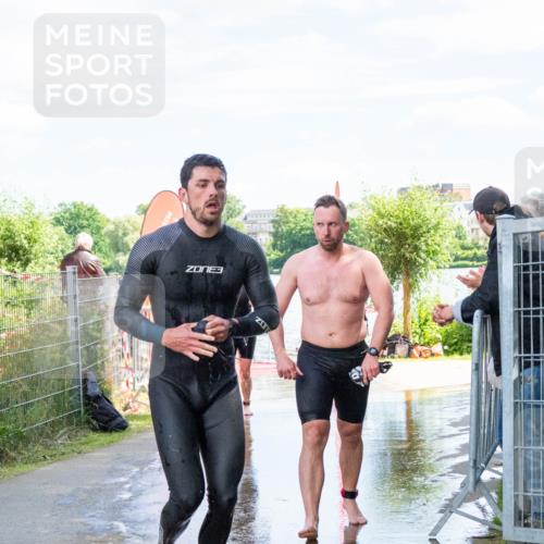 16.06.2024 - 7 Türme Triathlon MichiJ http://msf.ph/oto/6265973 16.06.2024 11:20:59 Schwimmen 29, 149, 176, 179, 187, 222, 243, 278 meine-sportfotos.de