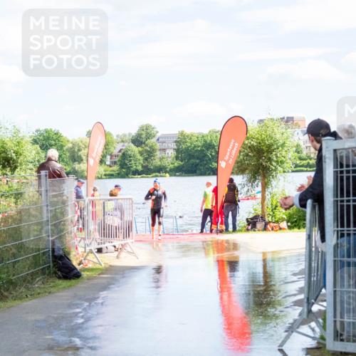 16.06.2024 - 7 Türme Triathlon MichiJ http://msf.ph/oto/6265980 16.06.2024 11:21:03 Schwimmen 29, 149, 176, 179, 187, 222, 243, 278 meine-sportfotos.de