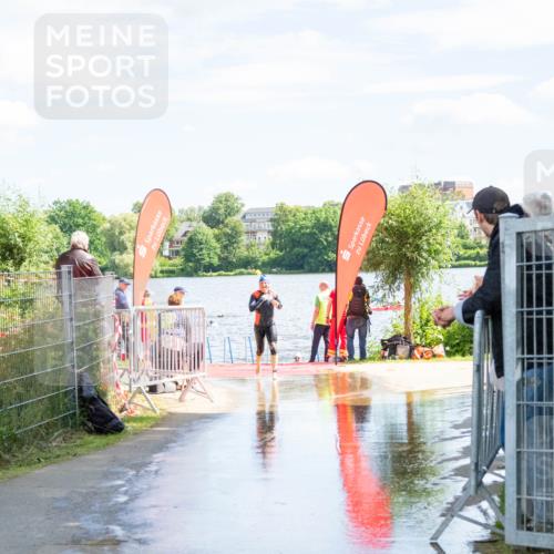 16.06.2024 - 7 Türme Triathlon MichiJ http://msf.ph/oto/6265982 16.06.2024 11:21:04 Schwimmen 29, 149, 176, 179, 187, 222, 243, 278 meine-sportfotos.de