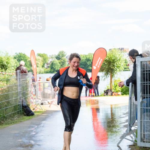 16.06.2024 - 7 Türme Triathlon MichiJ http://msf.ph/oto/6265990 16.06.2024 11:21:10 Schwimmen 29, 149, 187, 239, 243, 278 meine-sportfotos.de