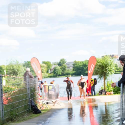 16.06.2024 - 7 Türme Triathlon MichiJ http://msf.ph/oto/6265995 16.06.2024 11:21:21 Schwimmen 18, 149, 187, 234, 239, 278 meine-sportfotos.de