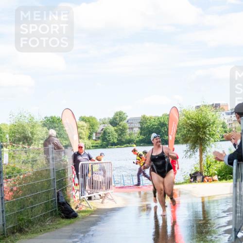 16.06.2024 - 7 Türme Triathlon MichiJ http://msf.ph/oto/6266004 16.06.2024 11:21:23 Schwimmen 18, 149, 187, 234, 239, 278 meine-sportfotos.de