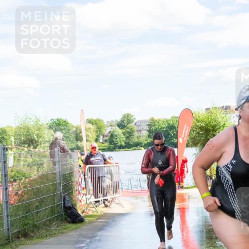 16.06.2024 - 7 Türme Triathlon MichiJ http://msf.ph/oto/6266013 16.06.2024 11:21:25 Schwimmen 18, 149, 187, 234, 239, 278 meine-sportfotos.de