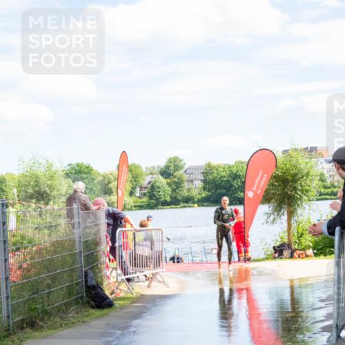 16.06.2024 - 7 Türme Triathlon MichiJ http://msf.ph/oto/6266025 16.06.2024 11:21:29 Schwimmen 18, 162, 187, 234, 239, 278 meine-sportfotos.de