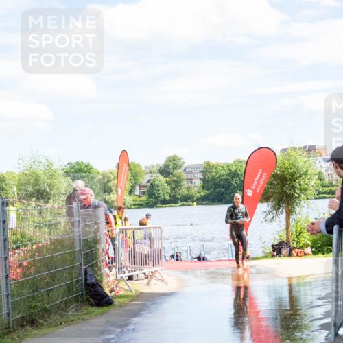 16.06.2024 - 7 Türme Triathlon MichiJ http://msf.ph/oto/6266026 16.06.2024 11:21:30 Schwimmen 18, 162, 187, 234, 239, 278 meine-sportfotos.de