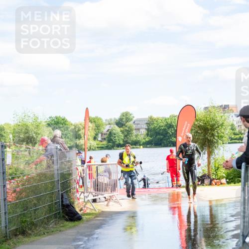 16.06.2024 - 7 Türme Triathlon MichiJ http://msf.ph/oto/6266028 16.06.2024 11:21:31 Schwimmen 18, 162, 187, 234, 239, 278 meine-sportfotos.de