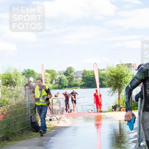 16.06.2024 - 7 Türme Triathlon MichiJ http://msf.ph/oto/6266036 16.06.2024 11:21:35 Schwimmen 18, 162, 187, 234, 239, 278 meine-sportfotos.de