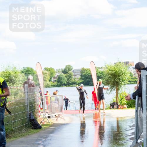16.06.2024 - 7 Türme Triathlon MichiJ http://msf.ph/oto/6266041 16.06.2024 11:21:38 Schwimmen 18, 162, 187, 234, 239, 278 meine-sportfotos.de