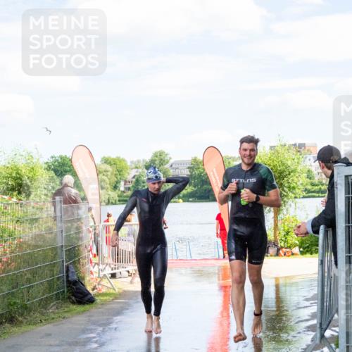 16.06.2024 - 7 Türme Triathlon MichiJ http://msf.ph/oto/6266048 16.06.2024 11:21:42 Schwimmen 18, 162, 187, 234, 239, 278 meine-sportfotos.de