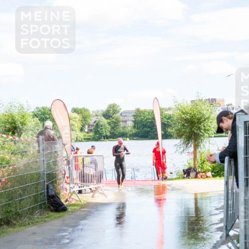 16.06.2024 - 7 Türme Triathlon MichiJ http://msf.ph/oto/6266057 16.06.2024 11:21:46 Schwimmen 18, 162, 234, 239 meine-sportfotos.de