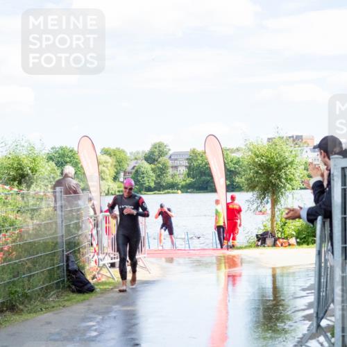 16.06.2024 - 7 Türme Triathlon MichiJ http://msf.ph/oto/6266064 16.06.2024 11:21:50 Schwimmen 18, 162, 234, 239 meine-sportfotos.de