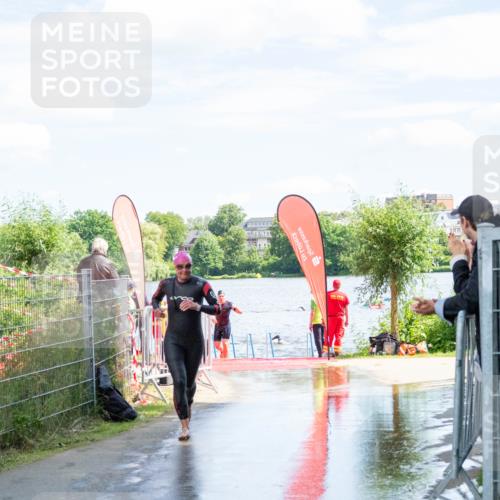 16.06.2024 - 7 Türme Triathlon MichiJ http://msf.ph/oto/6266065 16.06.2024 11:21:51 Schwimmen 18, 162, 234, 239 meine-sportfotos.de