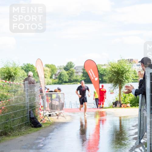 16.06.2024 - 7 Türme Triathlon MichiJ http://msf.ph/oto/6266071 16.06.2024 11:21:54 Schwimmen 18, 162, 234, 239 meine-sportfotos.de