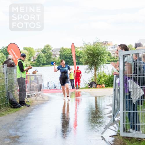 16.06.2024 - 7 Türme Triathlon MichiJ http://msf.ph/oto/6266103 16.06.2024 11:22:41 Schwimmen 170 meine-sportfotos.de