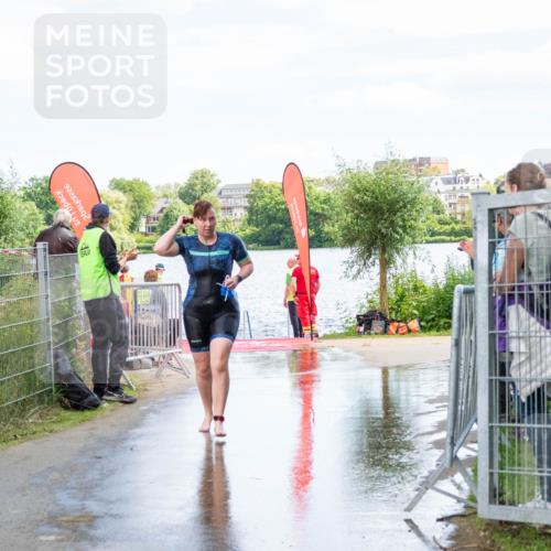 16.06.2024 - 7 Türme Triathlon MichiJ http://msf.ph/oto/6266110 16.06.2024 11:22:43 Schwimmen 170 meine-sportfotos.de