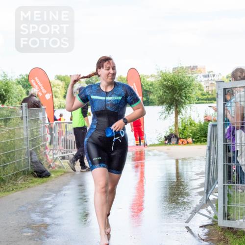 16.06.2024 - 7 Türme Triathlon MichiJ http://msf.ph/oto/6266118 16.06.2024 11:22:44 Schwimmen 170 meine-sportfotos.de