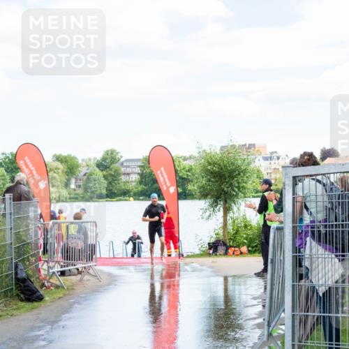 16.06.2024 - 7 Türme Triathlon MichiJ http://msf.ph/oto/6266120 16.06.2024 11:22:52 Schwimmen 170 meine-sportfotos.de