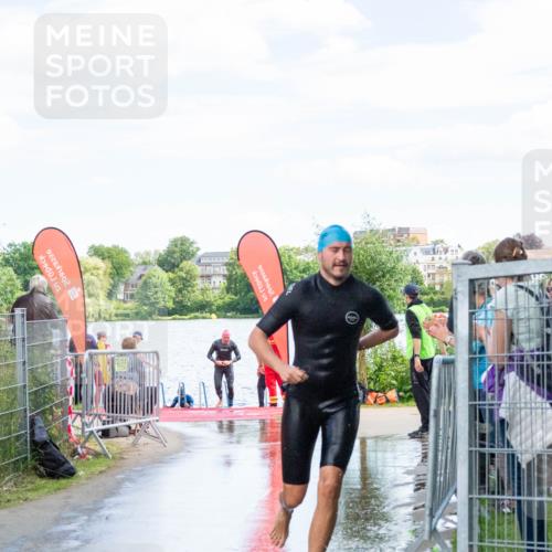 16.06.2024 - 7 Türme Triathlon MichiJ http://msf.ph/oto/6266133 16.06.2024 11:22:56 Schwimmen 170 meine-sportfotos.de