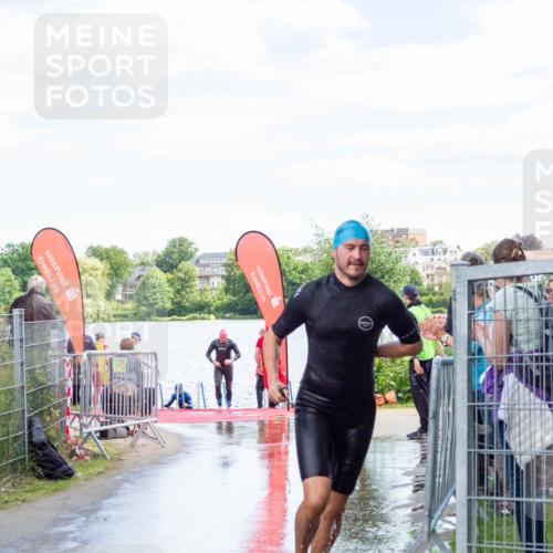 16.06.2024 - 7 Türme Triathlon MichiJ http://msf.ph/oto/6266134 16.06.2024 11:22:56 Schwimmen 170 meine-sportfotos.de