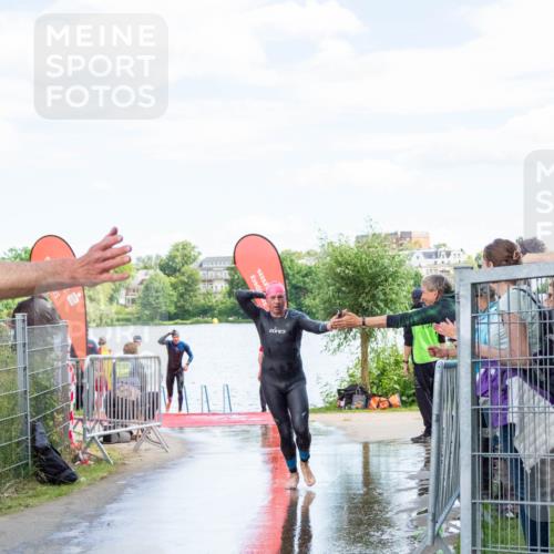 16.06.2024 - 7 Türme Triathlon MichiJ http://msf.ph/oto/6266136 16.06.2024 11:23:01 Schwimmen 170 meine-sportfotos.de