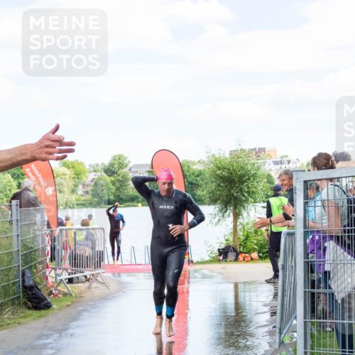 16.06.2024 - 7 Türme Triathlon MichiJ http://msf.ph/oto/6266139 16.06.2024 11:23:02 Schwimmen  meine-sportfotos.de
