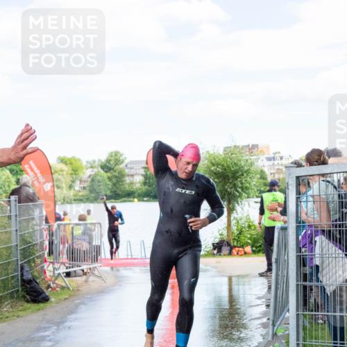 16.06.2024 - 7 Türme Triathlon MichiJ http://msf.ph/oto/6266142 16.06.2024 11:23:03 Schwimmen  meine-sportfotos.de