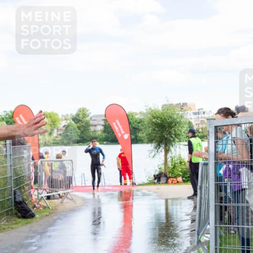 16.06.2024 - 7 Türme Triathlon MichiJ http://msf.ph/oto/6266147 16.06.2024 11:23:04 Schwimmen  meine-sportfotos.de