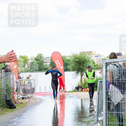 16.06.2024 - 7 Türme Triathlon MichiJ http://msf.ph/oto/6266154 16.06.2024 11:23:06 Schwimmen  meine-sportfotos.de
