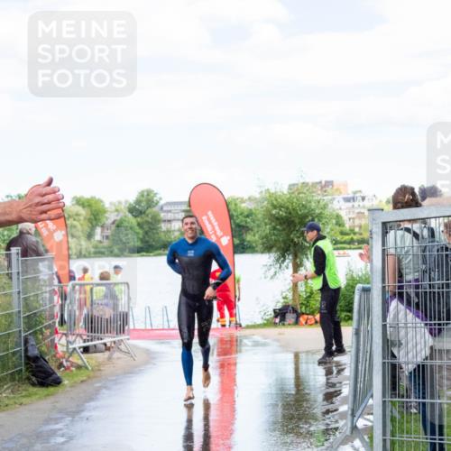 16.06.2024 - 7 Türme Triathlon MichiJ http://msf.ph/oto/6266159 16.06.2024 11:23:08 Schwimmen  meine-sportfotos.de