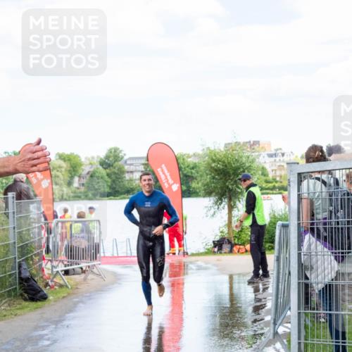 16.06.2024 - 7 Türme Triathlon MichiJ http://msf.ph/oto/6266160 16.06.2024 11:23:08 Schwimmen  meine-sportfotos.de