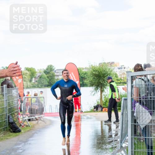 16.06.2024 - 7 Türme Triathlon MichiJ http://msf.ph/oto/6266161 16.06.2024 11:23:08 Schwimmen  meine-sportfotos.de
